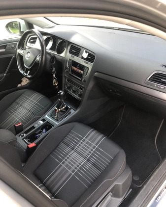 Volkswagen Golf cena 44000 przebieg: 198600, rok produkcji 2016 z Słupsk małe 67